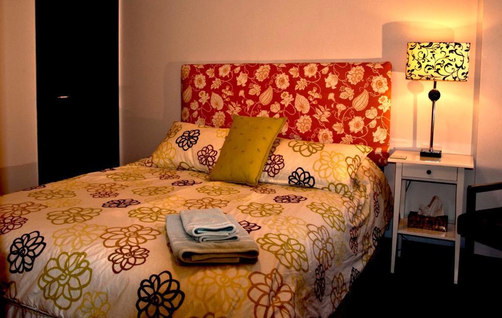 تورونتو Downtown Home Inn B&B الغرفة الصورة